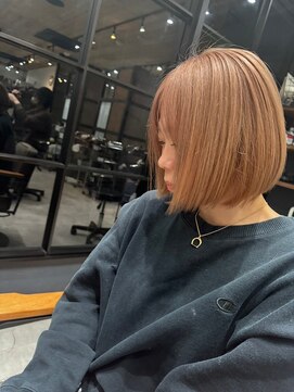 ナンバー リコ 名駅 ジャム 名古屋(N° rico JAM) ショートボブ オレンジ ケアブリーチ TOKIOトリートメント