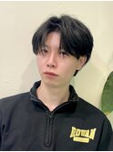 韓国風センターパートシースルーバングメンズ透明感カラー