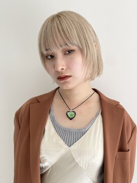 サンク 原宿 表参道(cinq) 原宿ミルクティーアッシュベージュレイヤーショートウルフボブ