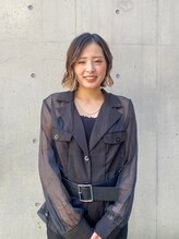 《新村 華奈絵》＊シルエットのキレイなショートカット＊