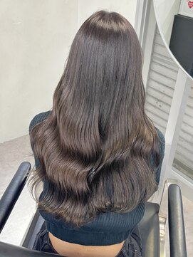 アロ 大阪梅田(alo) 【megumi 】グレージュカラー《大阪梅田駅》