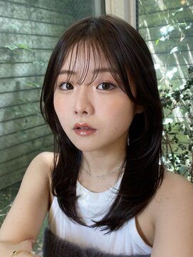 ガーランド (Garland) 大人かわいい小顔顔まわりレイヤーカット透明感イルミナカラー