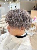 シルバーカラー/ツイストパーマ/ホワイトカラー
