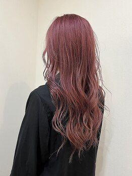 リングケー(Ling K)の写真/髪の事を第一に考え、白髪ぼかしからハイライトを使用したお客様だけの唯一のカラーをご提案します♪