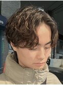 原宿シャドウパーマメンズカットセンターパートツーブロック30代