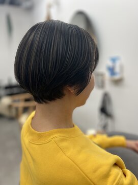 ユール 自由が丘(Yule) 【自由が丘】コントラストハイライトのショート