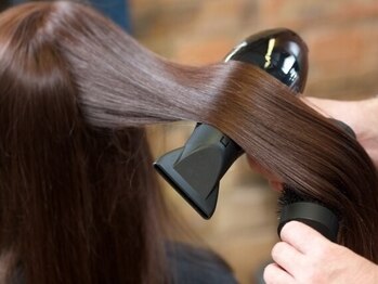 ヘアアンドメイクココネ(Hair&make cocone.)の写真/“37歳以上の大人女性専用”マンツーマン×貸し切り空間◇5年10年先を見据えた上質な美髪をサポート♪