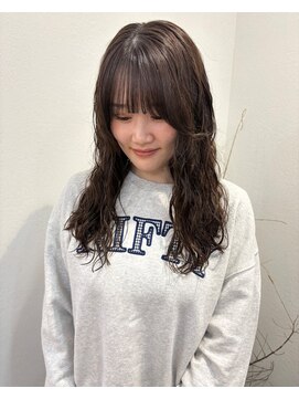 エフ ヘアーアンドリラクゼーション(F. hair & relaxation) 今っぽくラフなロングパーマ