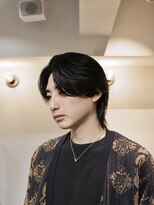 シーンバイラッド ヘルム(SCENE by RAD helm) ミディアムヘアーでも自然な毛流れができるニュアンスパーマ