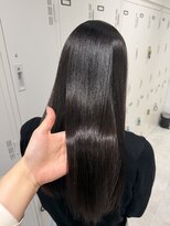ブラウン(Brown)&nbsp;艶髪 縮毛矯正