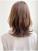 ミディアムレイヤー、外ハネボブ、グレージュ、脱白髪染め☆