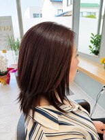 ニコア(nicoa)&nbsp;艶髪カラーのミディアムレイヤー