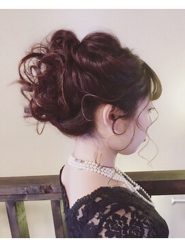 ロイ プラスアティック(roi ＋attic) 谷町6丁目美容室◆異空間美容室roi◇