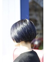 リラ ヘア サロン(rela hair salon)&nbsp;刈りボブ×ディープシルバー