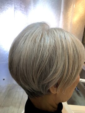 モンプルポ(momp repos) [momp repos]大人ショートボブ/骨格矯正/ふんわりショート