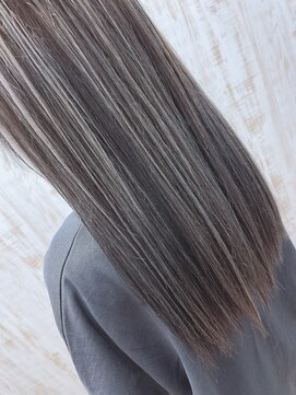 ディサイドロー(DECIDE L.A.W) ダークグレー×ホワイトシルバーハイライト