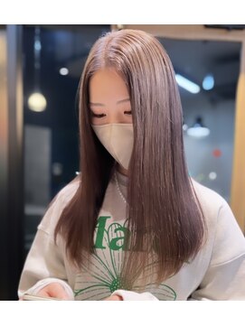 リノショアーズ 元町店(RINOSHORES) ハイトーングレーベージュセンターパートロングレイヤー