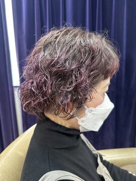 レガーレ(Legare) ピンクパープルパーマスタイル