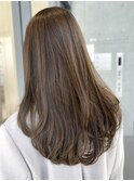 内巻きレイヤーロングブリーチなしシルキーベージュ髪質改善