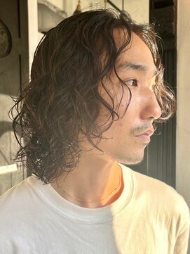 カムジーヘッドカミノウラ(COMEGHEAD KAMINOURA) 波巻きスパイラルパーマウルフカットツイストパーマメンズパーマ