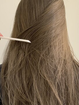 ユニコ(unico) ミルクティーベージュ/ブリーチ