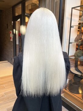 ドットハリス(.Hallis) ホワイトカラー/ホワイトブリーチ/髪質改善/ケアブリーチ