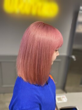 トッカ ヘアーラウンジ 日吉店(tocca) ホワイトピンクカラー