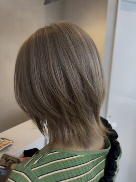 ジゼル 小倉(GiseL) グレージュ/ウルフ