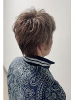 美容室9A&nbsp;ミセスショートレイヤー×グレイぼかし×ハイライト