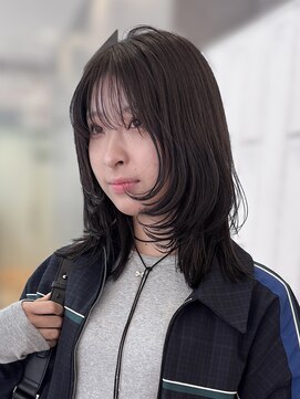 アトロ(Atoro) 梅田/レイヤー/レイヤーカット/顔まわりカット/ミディアム