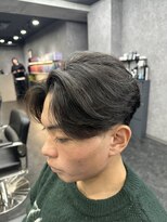 ゼノ 海老名(XENO)&nbsp;メンズセンターパートウルフニュアンスパーマカルマパーマゆるめ