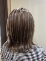 ココカラヘアー ニコ(cococara hair nico)&nbsp;ハイライト/軽めボブ/ハイトーンカラー/ぼかし