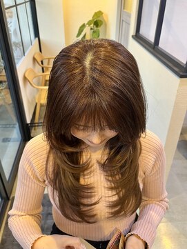 りら(Lilas) ロングレイヤースタイル