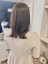 キャアリー(Caary)&nbsp;福山美容室caaryレイヤーくびれミディ髪質改善ヘーゼルベージュ