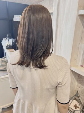 キャアリー(Caary) 福山美容室caaryレイヤーくびれミディ髪質改善ヘーゼルベージュ