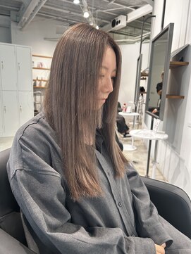 アミィ 半田青山店(Ami) アッシュブラウン