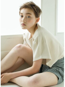 トッカ ヘアアンドトリートメント 難波店 ショート