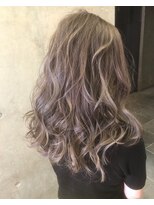 キー(kｅｙ)&nbsp;グレージュ