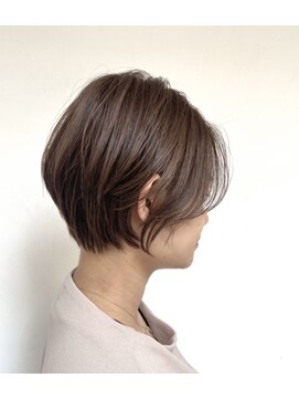 カウチ(Kauti) ショートボブ