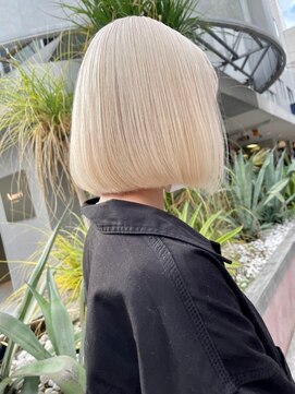 パドバイレイム(pado by LAME) ホワイトブロンドカラー