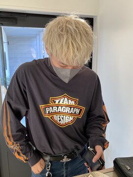 トナリ(tonari) ホワイトブロンド