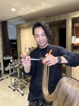 ヘアンドメイク アース ユーカリが丘店(HAIR&MAKE EARTH) 駒田 拳児