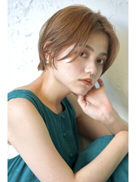 コンティロミー(CONTI ROMMY.) センターパート/マッシュボブ☆艶髪オリーブベージュ