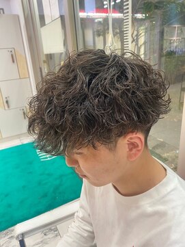 アース オーセンティック 高松レインボーロード店(EARTH Authentic) 美フォルム波巻きパーマ