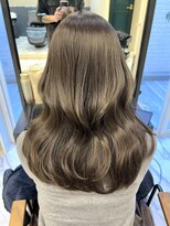 リンヘアーバイギフト 表参道(RIN hair by GIFT) オリーブベージュ/透明感カラー/くびれ巻き/大人かわいい/韓国