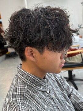 フゥ 宇都宮(FeU) 栃木メンズ波巻きスパイラルパーマシャドウパーマツイストパーマ