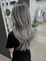 ゴットラトゥール(GOTTO LATOUR)&nbsp;透明感のあるグレージュカラー/ブリーチ/アッシュ/ロング