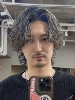 アイトーキョーリタ 渋谷(AI TOKYO Rita)&nbsp;グランジサーフカールパーマアクティブショートテーパーフェード
