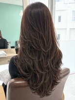 モルト 麻生(molt)&nbsp;海外風　韓国風　ハイレイヤーカット　ダークブラウン