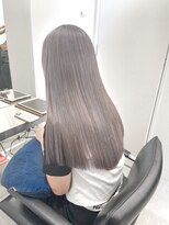 ミラ 新宿(MILA)&nbsp;グレージュカラー/ホワイトカラー/レイヤーカット/顔周り/新